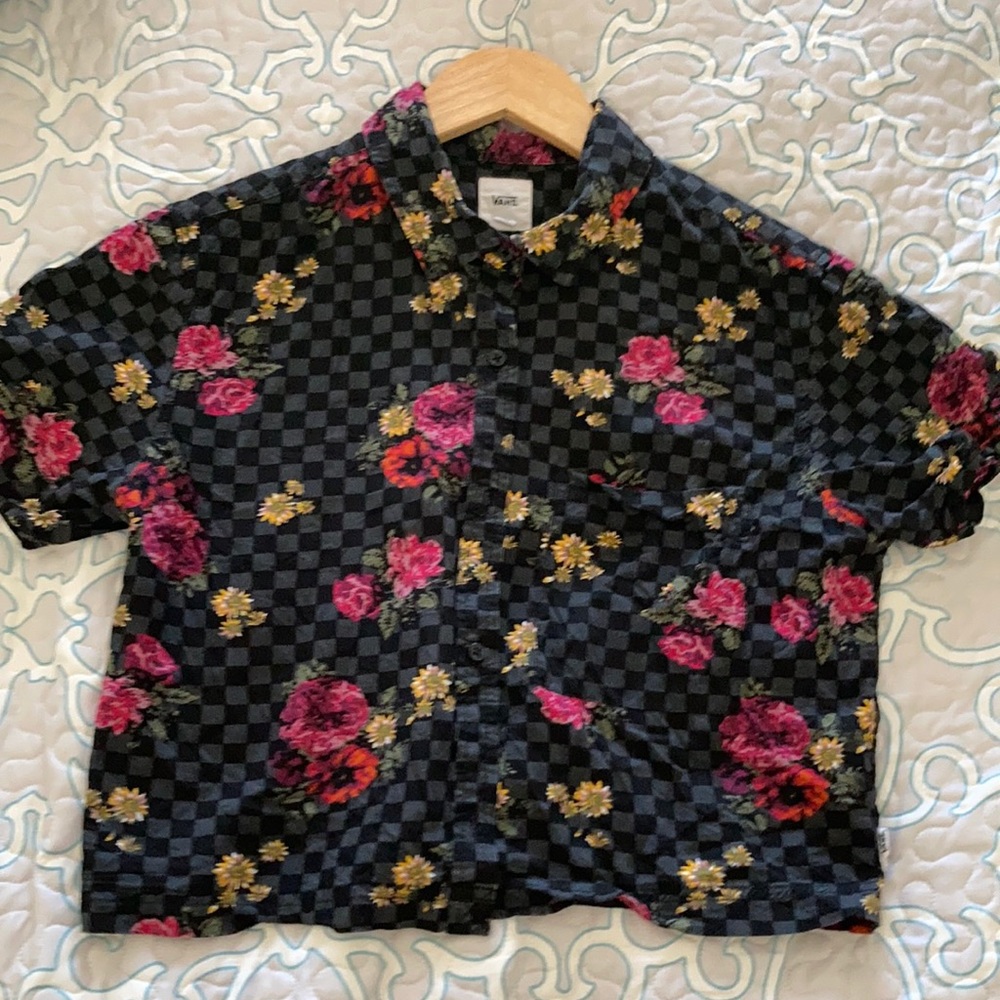 Trendy Vans Top